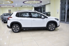 PEUGEOT 2008 1.5 HDI ALLURE 15 PEUGEOT 2008 1.5 HDI ALLURE 15