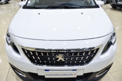 PEUGEOT 2008 1.5 HDI ALLURE 19 PEUGEOT 2008 1.5 HDI ALLURE 19