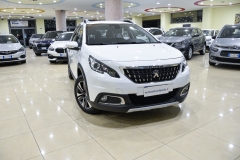 PEUGEOT 2008 1.5 HDI ALLURE 3 PEUGEOT 2008 1.5 HDI ALLURE 3