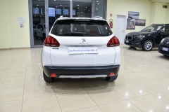 PEUGEOT 2008 1.5 HDI ALLURE 5 PEUGEOT 2008 1.5 HDI ALLURE 5