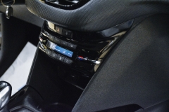 PEUGEOT 2008 1.5 HDI ALLURE 51 PEUGEOT 2008 1.5 HDI ALLURE 51