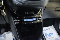 PEUGEOT 2008 1.5 HDI ALLURE 56 PEUGEOT 2008 1.5 HDI ALLURE 56