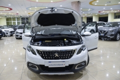 PEUGEOT 2008 1.5 HDI ALLURE 8 PEUGEOT 2008 1.5 HDI ALLURE 8