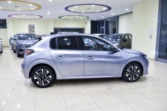 PEUGEOT 208 1.2I Puretech 100CV Allure 15