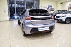 PEUGEOT 208 1.2I Puretech 100CV Allure 6