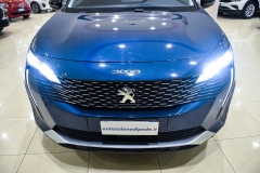 PEUGEOT 3008 1.5 HDI 130CV Allure 18