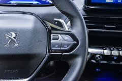 PEUGEOT 3008 1.5 HDI 130CV Allure 44