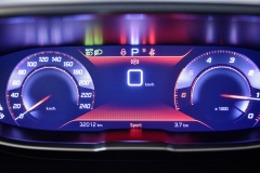 PEUGEOT 3008 1.5 HDI 130CV Allure 46