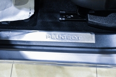 PEUGEOT 3008 1.5 HDI 130CV GT 77