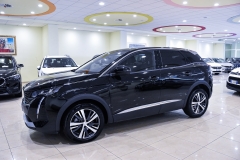 PEUGEOT 3008 1.5 HADI 130CV Allure 17