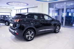 PEUGEOT 3008 1.5 HADI 130CV Allure 18