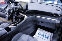 PEUGEOT 3008 1.5 HADI 130CV Allure 40
