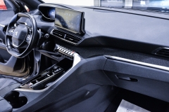 PEUGEOT 3008 1.5 HADI 130CV Allure 43