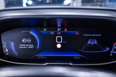 PEUGEOT 3008 1.5 HADI 130CV Allure 49