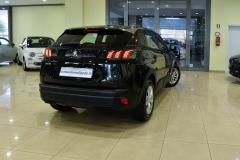Peugeot 3008 1500hdi automatica usata km0 matera 4