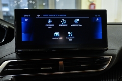 Peugeot 3008 1500hdi automatica usata km0 matera 69
