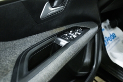 Peugeot 3008 1500hdi automatica usata km0 matera 76 B