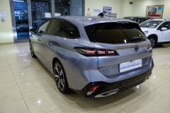 PEUGEOT 308 SW BLUE HDI 130CV 6