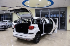 Fiat 500L cross benzina usata matera 10