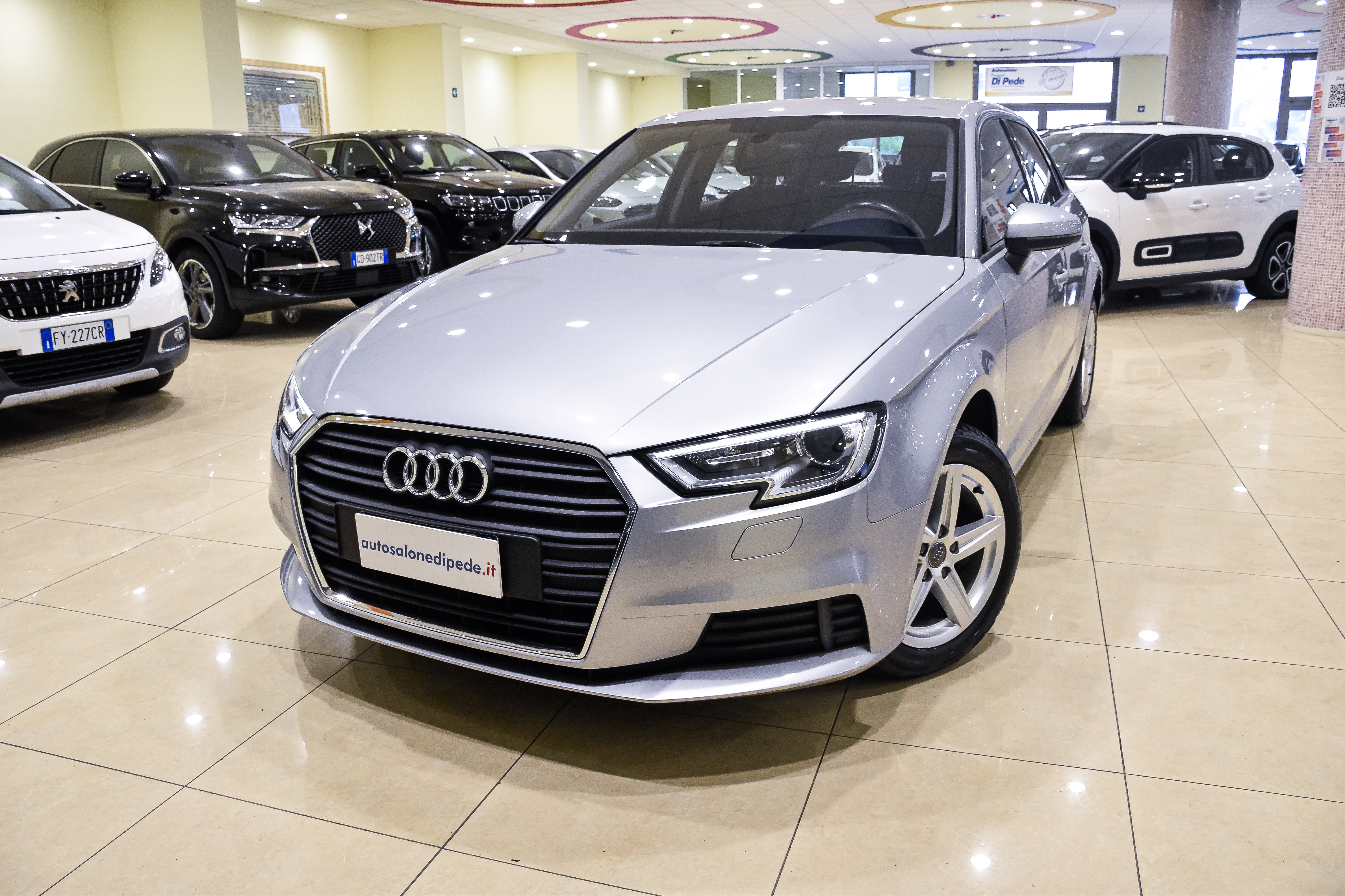 AUDI A3 Spb 1.6TSI 116CV Business 1