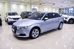 AUDI A3 Spb 1.6TSI 116CV Business 17