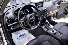 AUDI A3 Spb 1.6TSI 116CV Business 36