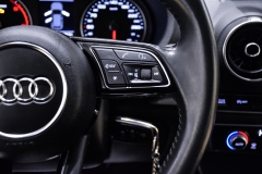 AUDI A3 Spb 1.6TSI 116CV Business 44