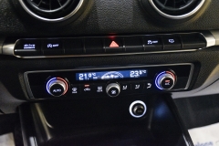 AUDI A3 Spb 1.6TSI 116CV Business 51