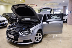 AUDI A3 Spb 1.6TSI 116CV Business 7