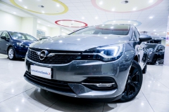 OPEL ASTRA SW SPORT TOURER DIESEL USATA 14