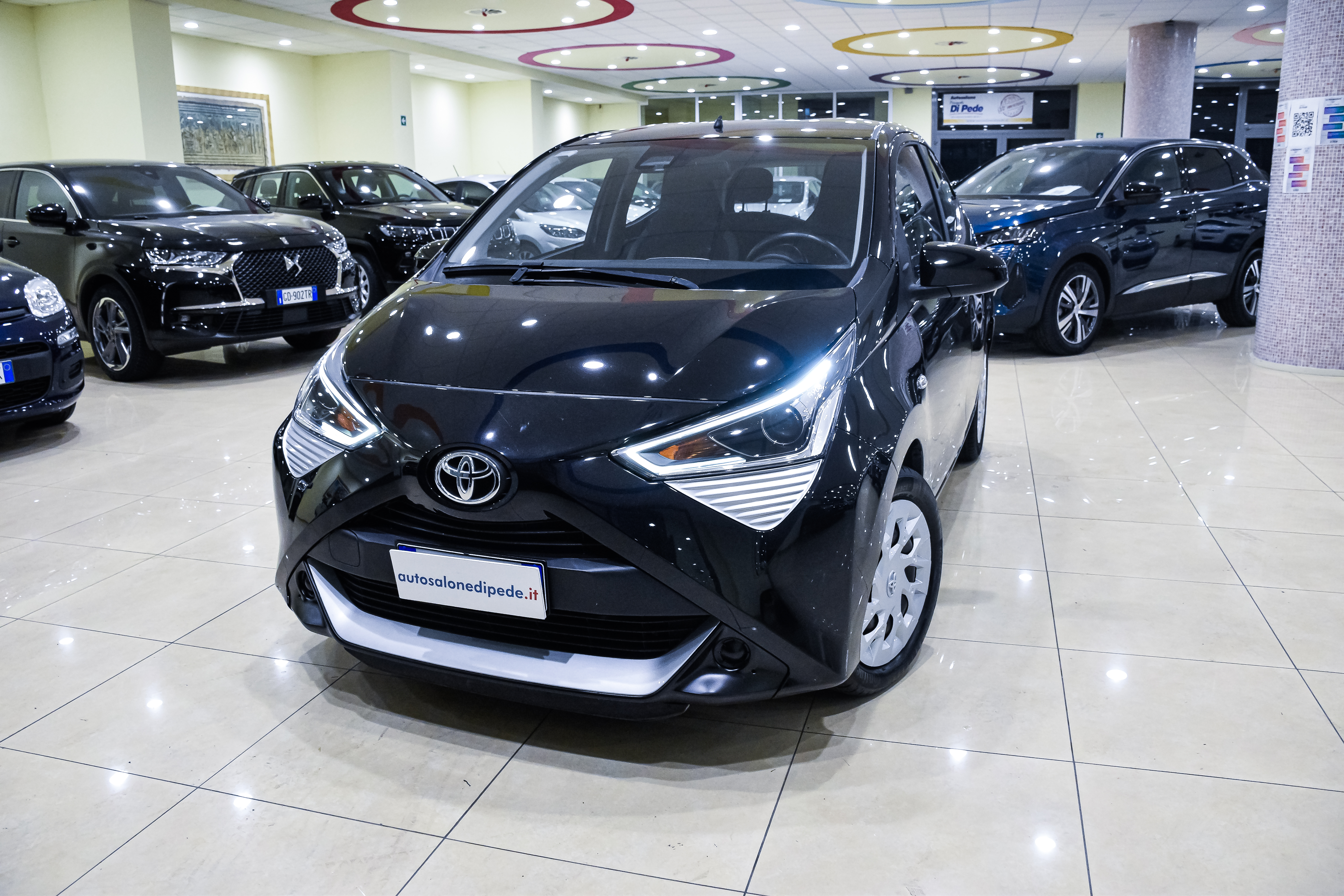TOYOTA AYGO 1,0I 72CV X-Cool 1