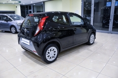 TOYOTA AYGO 1,0I 72CV X-Cool 18