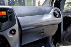 TOYOTA AYGO 1,0I 72CV X-Cool 56