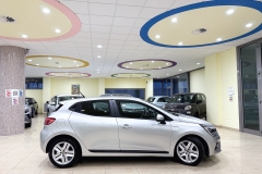 RENAULT CLIO BENZINA USATO KM0 MATERA 13