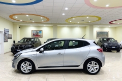 RENAULT CLIO BENZINA USATO KM0 MATERA 15