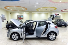 RENAULT CLIO BENZINA USATO KM0 MATERA 16