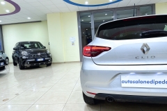 RENAULT CLIO BENZINA USATO KM0 MATERA 35