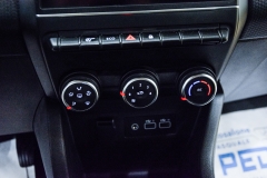 CLIO 1.0 TCE 100CV EQUILIBRE 44