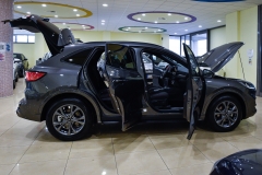Ford Kuga diesel st-line km0 usata matera 13