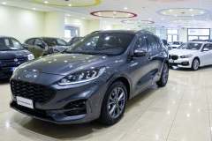 Ford Kuga diesel st-line km0 usata matera 15