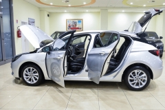 Opel astra automatica diesel usata matera 14