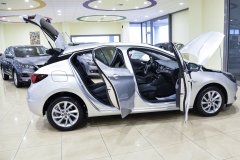 Opel astra automatica diesel usata matera 16