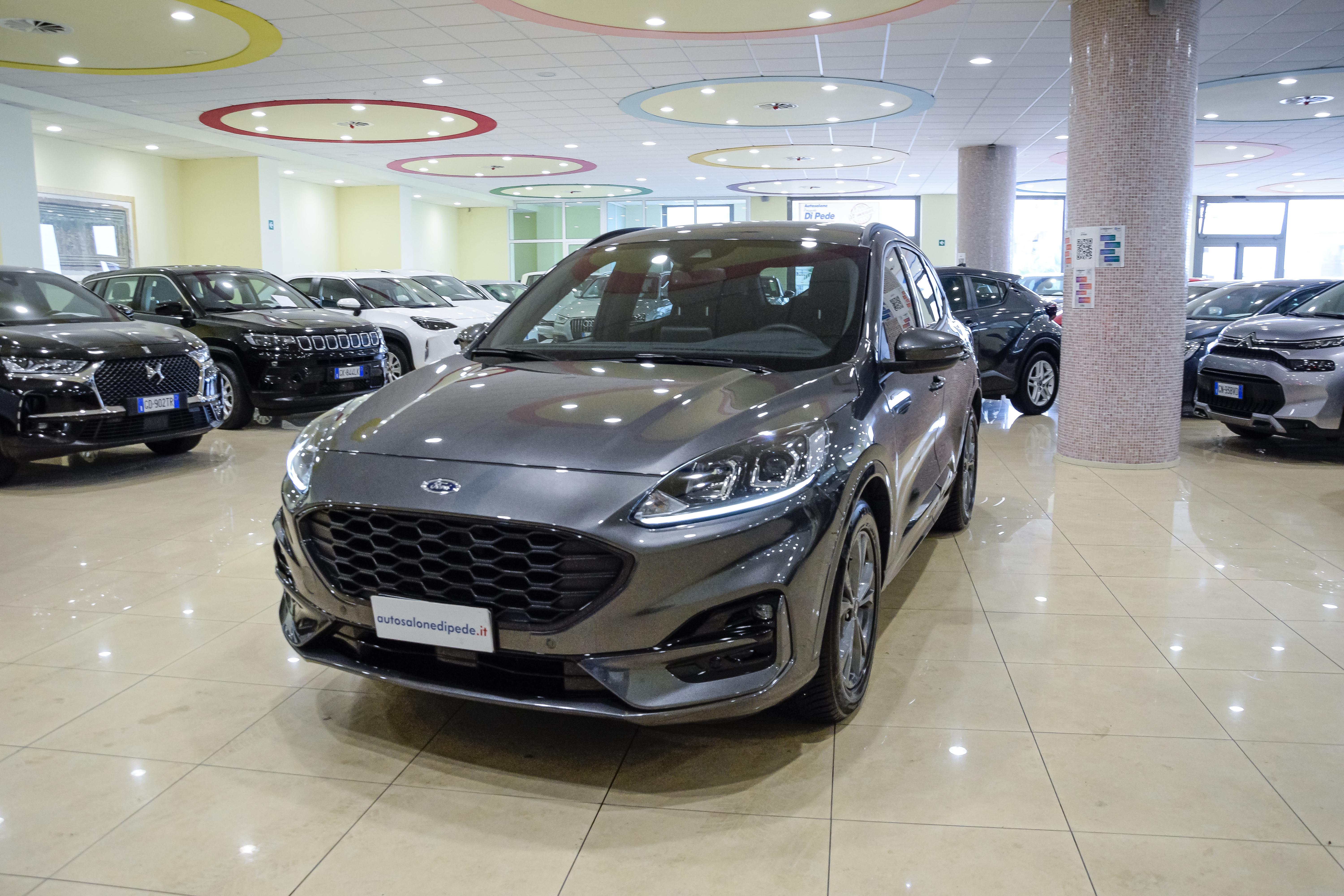FORD KUGA ST 1