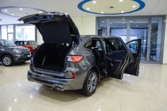 FORD KUGA ST 10