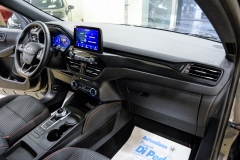 FORD KUGA ST 37