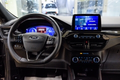 FORD KUGA ST 39
