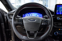 FORD KUGA ST 44