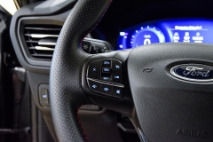 FORD KUGA ST 45