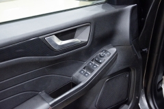 FORD KUGA ST 55