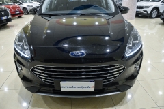 FORD KUGA 1.5 TDCI 120CV Titanium Business 19